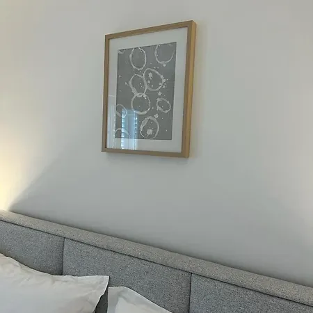 Aaa Seaview -